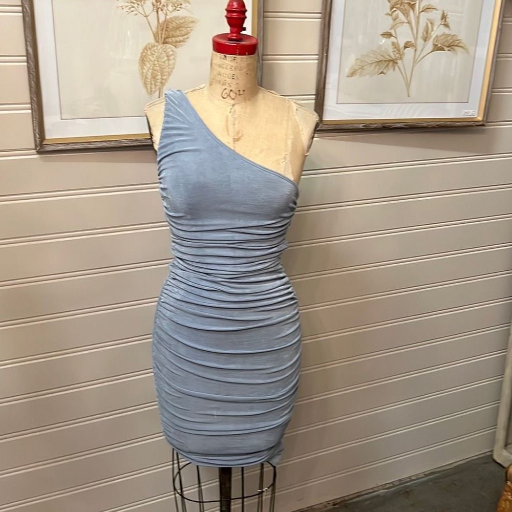 ❤️Olive Tree Light Blue One Shoulder Ruched Midi Dress Size Small - Picture 3 of 9
